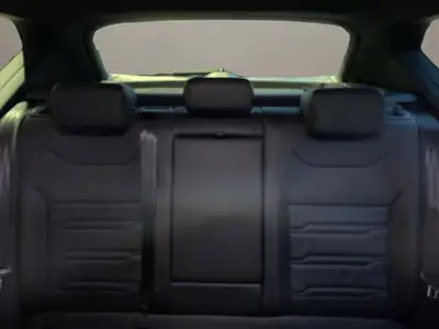SEAT Ateca 2022 — SUV polyvalent avec transmission intégrale, 95000 km — Thumbnail 11