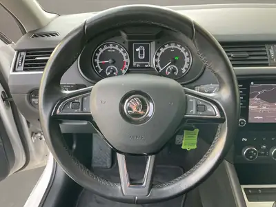 Skoda Octavia Diesel Automatique — Monospace polyvalent, 170 500 km, motorisation robuste — detail
