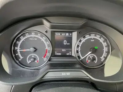Skoda Octavia Diesel Automatique — Monospace polyvalent, 170 500 km, motorisation robuste — Thumbnail 7