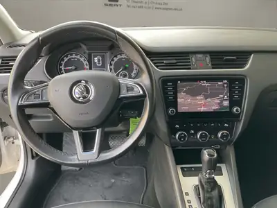 Skoda Octavia Diesel Automatique — Monospace polyvalent, 170 500 km, motorisation robuste — Thumbnail 10