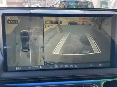 XPENG G9 — SUV électrique haute performance, 7500 km, transmission automatique — Miniature 11