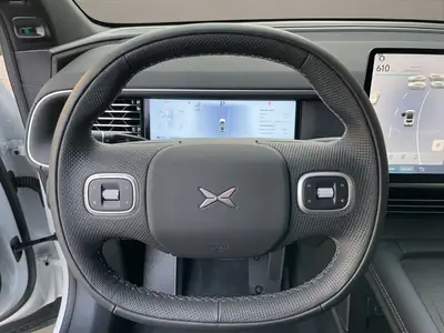XPeng G6 — SUV électrique performant, 476 ch et transmission automatique intégrale — detail