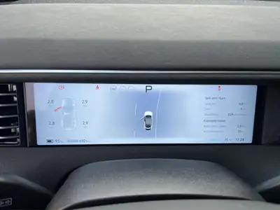 XPeng G6 — SUV électrique performant, 476 ch et transmission automatique intégrale — Thumbnail 7