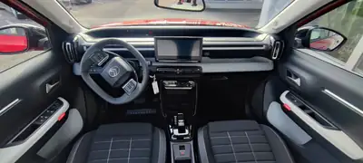Citroën C3 2026 — Citadine mild-hybrid, 200 km seulement, transmission automatique — detail