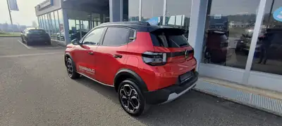 Citroën C3 2026 — Citadine mild-hybrid, 200 km seulement, transmission automatique — interior