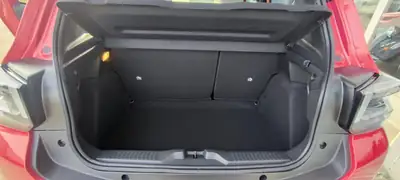 Citroën C3 2026 — Citadine mild-hybrid, 200 km seulement, transmission automatique — Thumbnail 9