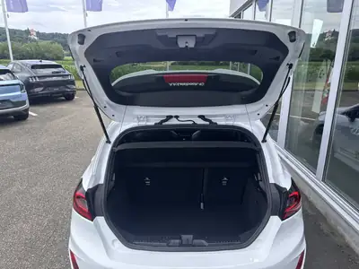 Ford Fiesta 2023 — Citadine dynamique avec 200 ch, transmission manuelle — Thumbnail 9