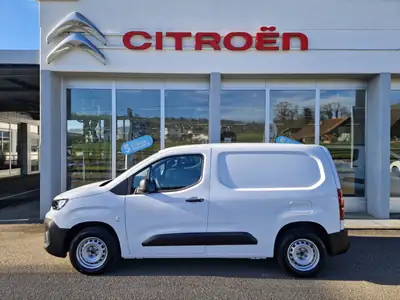 Citroën Berlingo 2026 — Utilitaire compact 110 ch, essence, très faible kilométrage — Armaturenbrett
