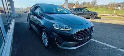 Ford Fiesta 2024 — Mild-Hybrid écologique, 26 900 km, transmission automatique — side view