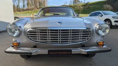 Volvo P1800 1968 — Coupé sportif culte, restauration complète, État exceptionnel — detail