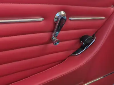 Volvo P1800 1968 — Coupé sportif culte, restauration complète, État exceptionnel — Thumbnail 13