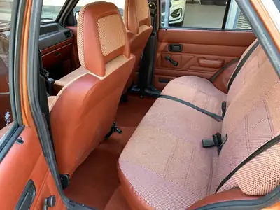 Ford Escort 1981 — Véhicule vétéran authentique, moteur 1.6 essence fiable — Thumbnail 9