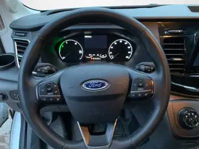 Ford E-Transit — Fourgon électrique 184 ch, seulement 18'000 km — Miniature 12