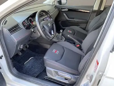 SEAT Ibiza — Citadine dynamique et fiable, 87000 km seulement — dashboard