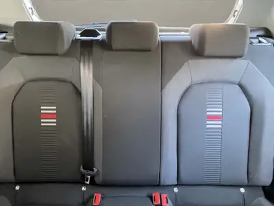 SEAT Ibiza — Citadine dynamique et fiable, 87000 km seulement — Thumbnail 8