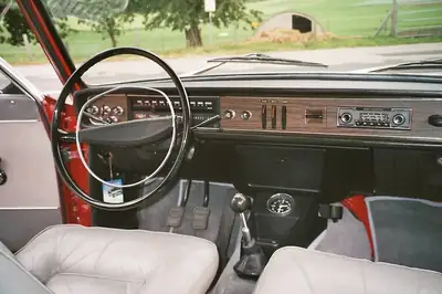 Volvo 164 1969 — Berline classique suédoise restaurée, moteur 3.0L — Innenraum