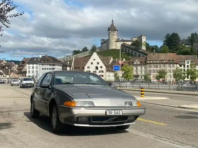 Volvo 480 Coupé 1989 — Chef-d'œuvre suédois préservé, véhicule vétéran d'époque — Außenansicht