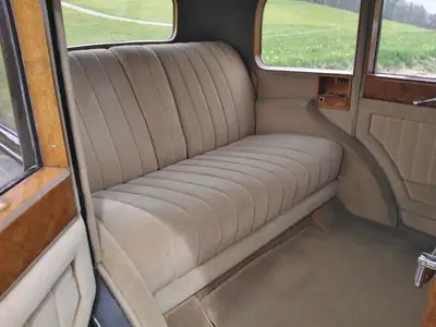 Rolls-Royce 25/30 Saloon 1936 — Chef-d'œuvre britannique, élégance intemporelle — Armaturenbrett