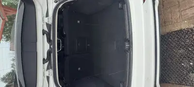 Volvo V60 Hybrid — Break élégant, motorisation écologique 253 ch — Miniature 10