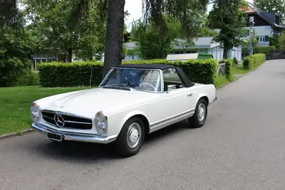 Mercedes-Benz 230 Cabriolet 1964 — Chef-d'œuvre rétro avec hardtop et capote d'époque — tableau de bord