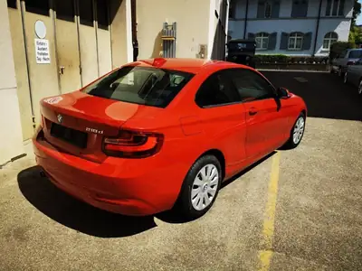 BMW 218 Coupé diesel 2015 — Élégance sportive et efficacité énergétique — Seitenansicht