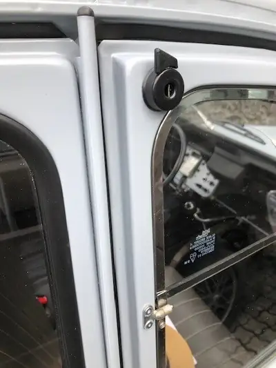 Citroën 2CV-6 1981 — Icône automobile restaurée, 65'000 km, véhicule vétéran — Miniatura 10
