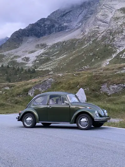 VW Käfer 1968 — Légende restaurée, essence 1500cc, authentique et remarquablement préservée — Heckansicht