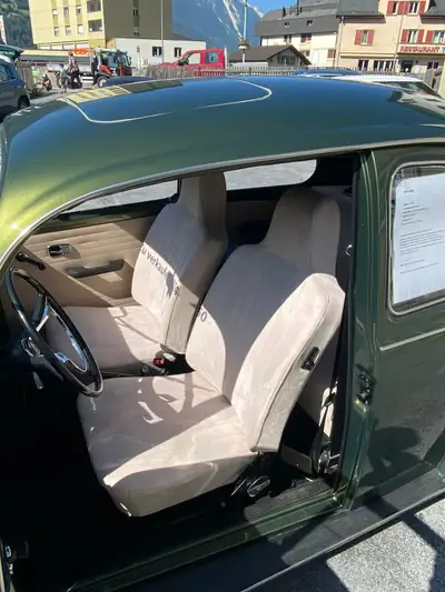 VW Käfer 1968 — Légende restaurée, essence 1500cc, authentique et remarquablement préservée — Innenraum