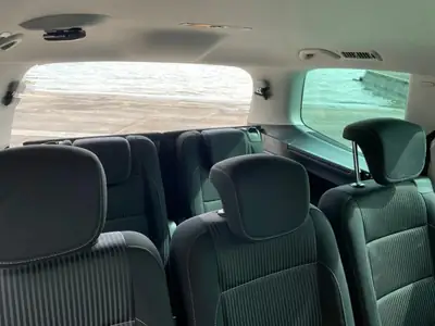 SEAT Alhambra 2013 — Monospace familial diesel robuste, entretien exemplaire — intérieur