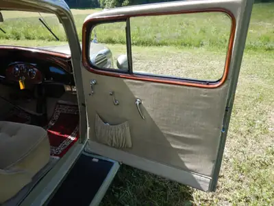 Chevrolet Standard Six Limousine 1935 — Chef-d'œuvre restauré, 6-cylindres authentique — Miniature 7