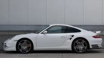 Porsche 911 Turbo 997.1 — Légendaire Mezger, 550 ch et boîte manuelle — intérieur