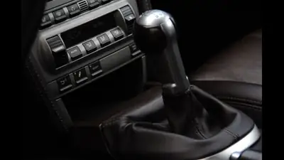 Porsche 911 Turbo 997.1 — Légendaire Mezger, 550 ch et boîte manuelle — Miniature 8