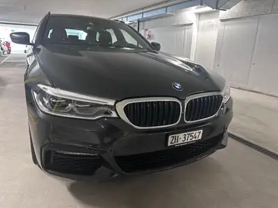BMW 530 Touring Diesel — Break élégant, motorisation puissante et polyvalente — vista esterna