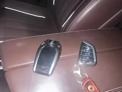BMW 530 Touring Diesel — Break élégant, motorisation puissante et polyvalente — dettaglio