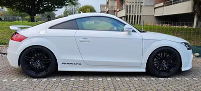 Audi TT RS 2012 — Coupé sportif 360 ch, entretien premium récent — Seitenansicht