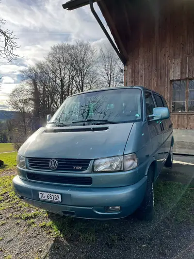 VW T4 Diesel 2003 — Van 8 places spacieux, équipé et fiable — vista esterna