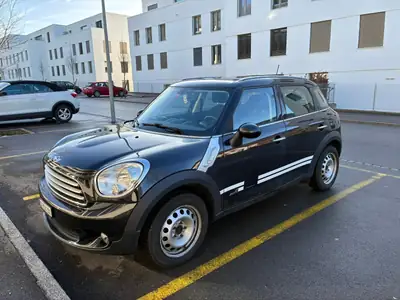 MINI Countryman 122 ch — Compact SUV polyvalent, 4x4 intégral et pneus neufs — vue extérieure