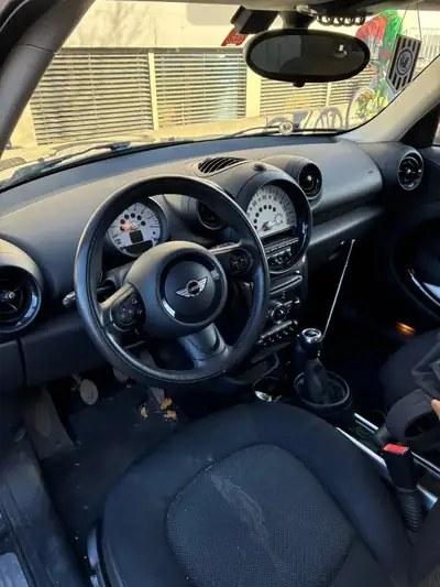 MINI Countryman 122 ch — Compact SUV polyvalent, 4x4 intégral et pneus neufs — arrière