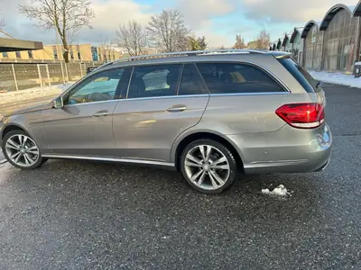 Mercedes-Benz E 220 Break — Élégance diesel automatique, 130'000 km — intérieur