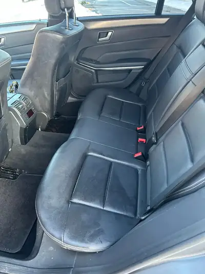 Mercedes-Benz E 220 Break — Élégance diesel automatique, 130'000 km — détail