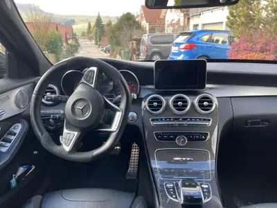 Mercedes-Benz C 63 AMG — Break sportif 510 ch, finition premium — Seitenansicht