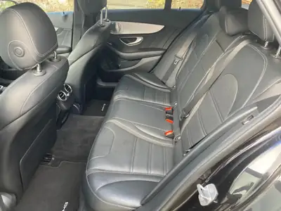 Mercedes-Benz C 63 AMG — Break sportif 510 ch, finition premium — Armaturenbrett