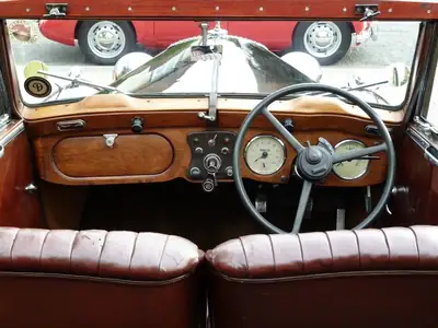 Daimler DB 18 1948 — Cabriolet classique jaune, restauré mécaniquement, transmission Wilson — fianco