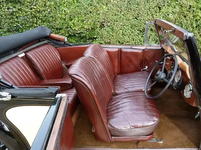 Daimler DB 18 1948 — Cabriolet classique jaune, restauré mécaniquement, transmission Wilson — vista posteriore