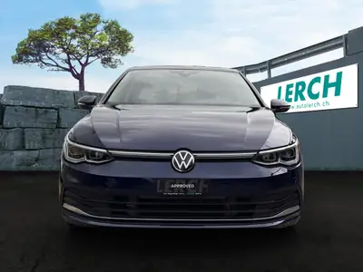 VW Golf Hybride 2022 — Berline compacte écologique, seulement 20 500 km — intérieur