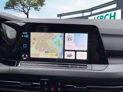 VW Golf Hybride 2022 — Berline compacte écologique, seulement 20 500 km — Miniature 12