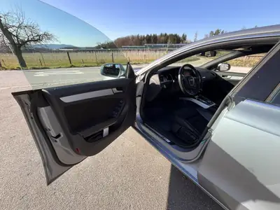 Audi A5 2010 — Berline sportive révisée, tuning stage 1 et S-Line complet — Armaturenbrett