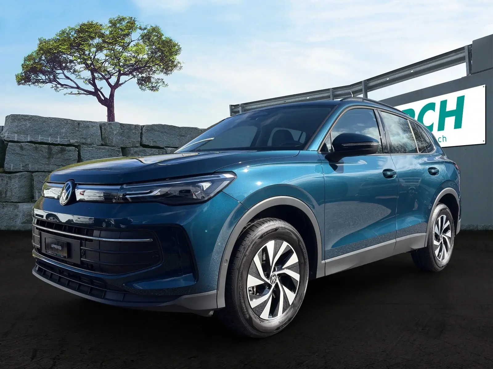 VW Tiguan 2024 — SUV Diesel robuste, tous terrains, faible kilométrage