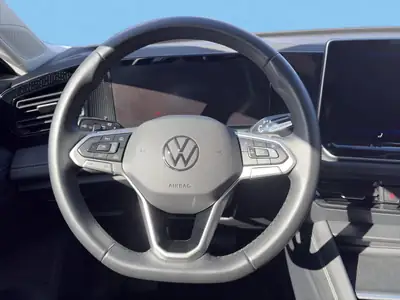 VW Tiguan 2024 — SUV Diesel robuste, tous terrains, faible kilométrage — Miniatura 9