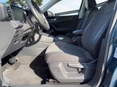VW Tiguan 2024 — SUV Diesel robuste, tous terrains, faible kilométrage — Miniatura 11